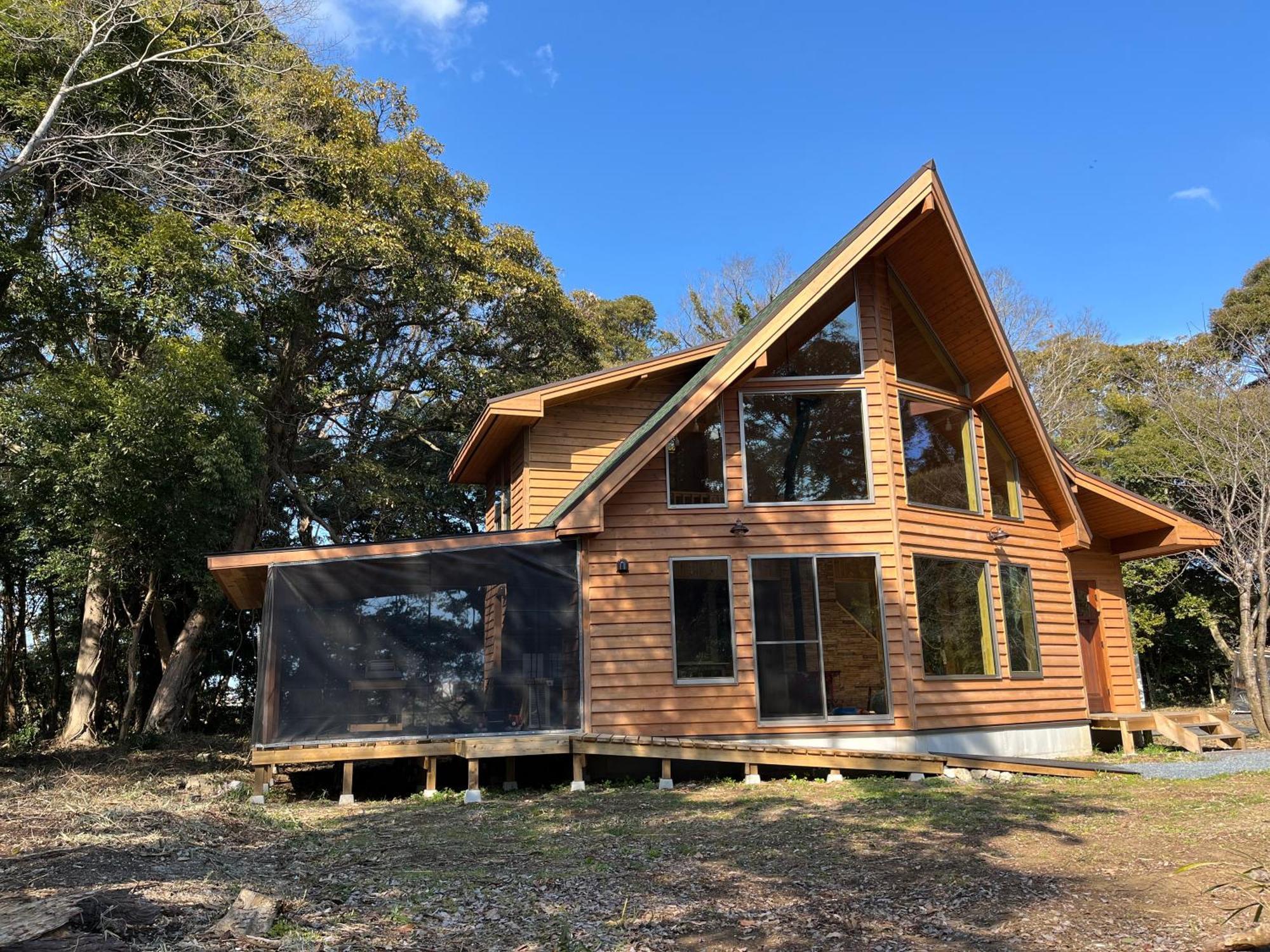 歴史ある鹿島神宮の森の中にひっそりと佇むログハウス Holiday home *